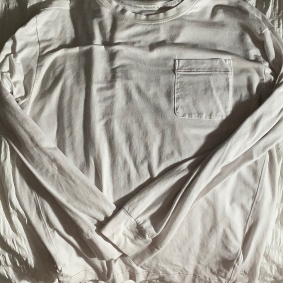 Athleta Other - 📣ATHLETA GIRL LONG-SLEEVE WHIT TOP WITH POCKET!📣